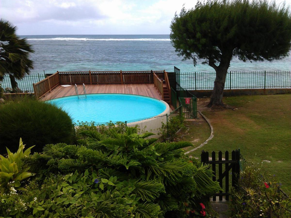 Club Marine Face A La Mer Sainte-Anne  Luaran gambar